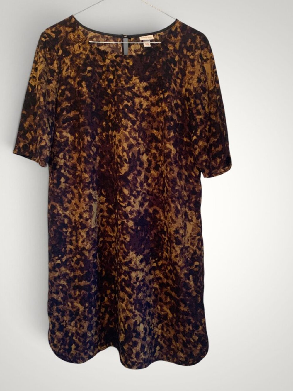 Abstract print crepe shift dress, Size S/P